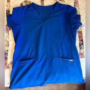 2 Figs Casma 3 pocket scrub top, size M, Royal blue - TWO AVAILABLE